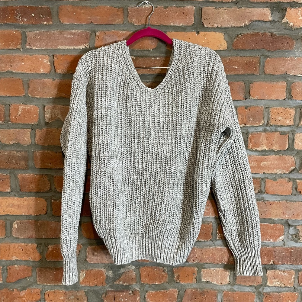 Chunky Oversized Brandy Melville Sweater with Twist Back Size Small